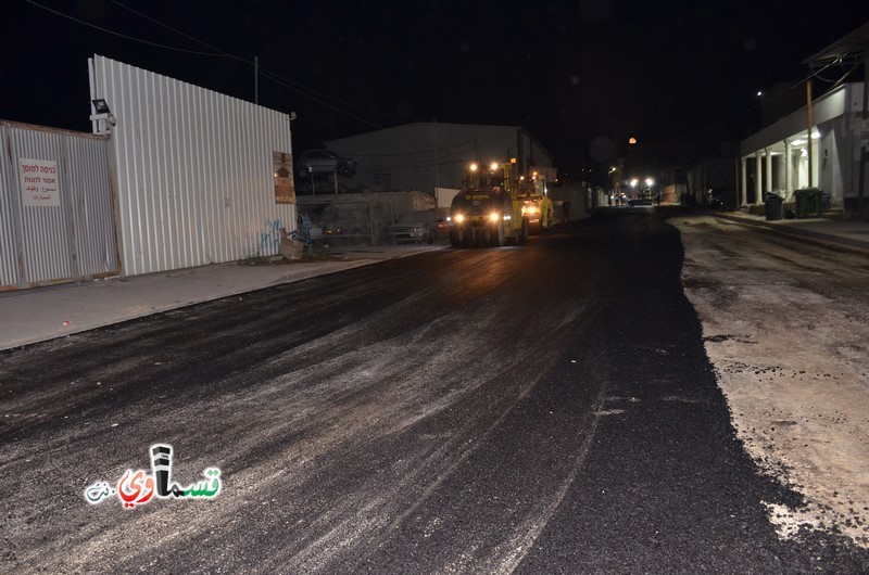 فيديو : الاتجاه المعاكس  لمهبط الطيران ينعم بالتعبيد والتزفيت والرئيس عادل بدير  استطعنا ان نجعل من التعبيد والتزفيت ثقافة سهلة المنال بعد ان كانت رجاء وعناء .